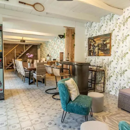 Bed and Breakfast Domaine Ericarclem Aigrefeuille-dʼAunis