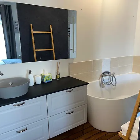 Domaine Ericarclem Bed and Breakfast