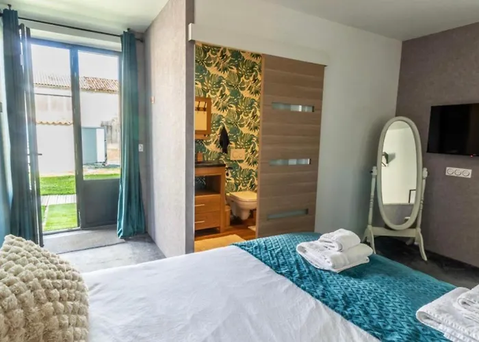 Domaine Ericarclem Bed and Breakfast 3*